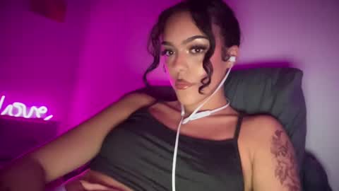 Goddess Victory  online show from March 1, 8:02 am