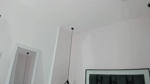 valentina online show from December 1, 11:25 am