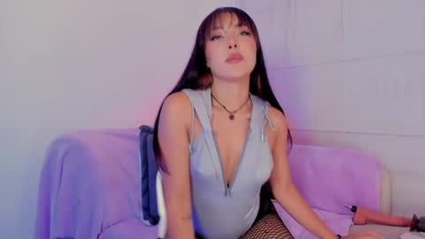 Victoria Laurent online show from January 15, 2:39 am