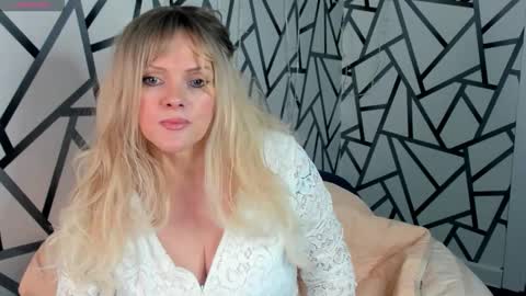 Victoria My schedule for the week 2 GMT 3am-9am TuWeThFrSa online show from March 15, 1:40 am