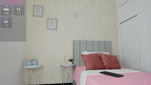 Snapshot of victoria_redh chatting on September 23, 6:50 pm Victoria online show from September 23, 6:50 pm