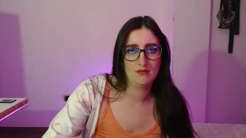 Victoria online show from November 8, 9:31 pm