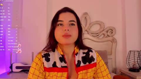 victoria  online show from February 6, 11:31 am