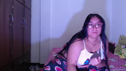 Victoria Silva online show from June 8, 1:28 am