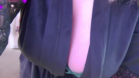Snapshot of victoriafalls chatting on January 2, 8:28 am Miss V online show from January 2, 8:28 am