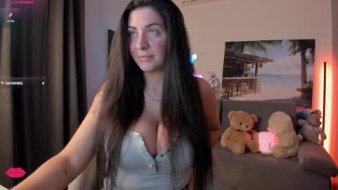 Viktoria online show from April 30, 7:30 pm