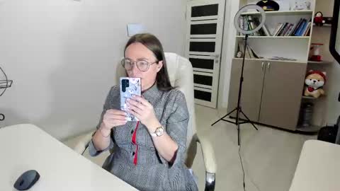 Ukrainian-woman online show from November 26, 3:57 pm