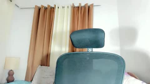 vikkylustfull online show from February 13, 11:06 pm