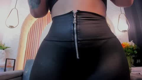 Violette online show from March 26, 10:50 am