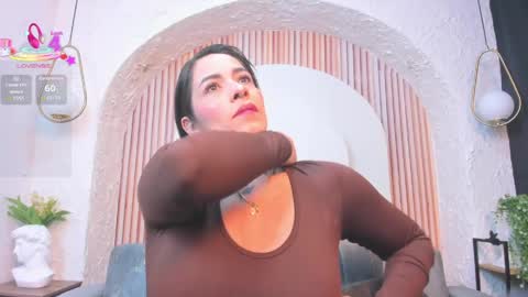 Violette online show from April 19, 11:10 am