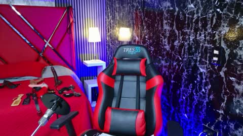 Violet online show from April 7, 12:51 pm