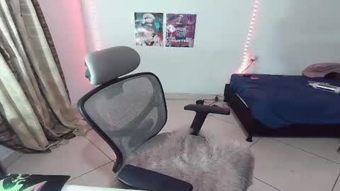 Violete Hentai01 online show from June 2, 1:17 am