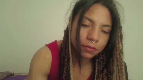 Violet online show from February 5, 8:57 pm