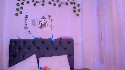 Violeta online show from April 5, 3:05 am