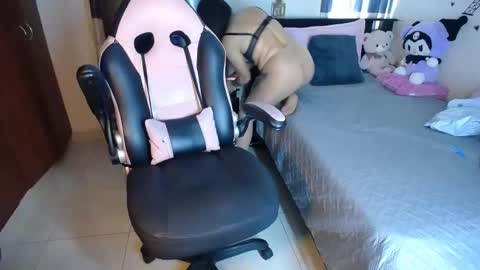 violeta.. online show from October 27, 8:58 pm