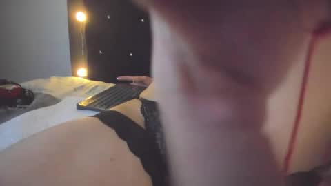 VioletaDums online show from February 20, 8:05 am