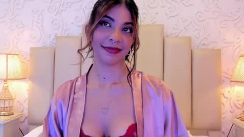 Violeta online show from May 6, 3:49 pm