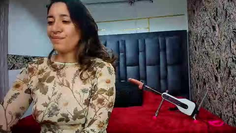 VIOLETA online show from January 14, 2:33 pm