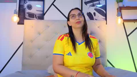 violeta simonz online show from June 17, 9:16 pm