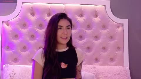 Violet  online show from December 21, 4:22 pm