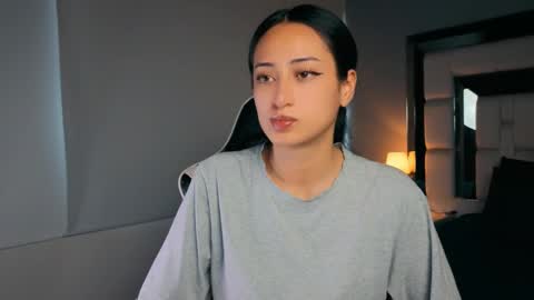 violetskinny online show from March 17, 8:35 pm