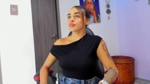 Violetta online show from November 25, 11:16 pm