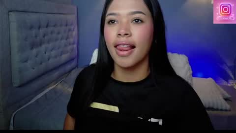 Violett Doll online show from June 13, 6:49 pm