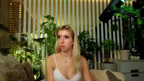 Violetta online show from December 1, 11:18 pm