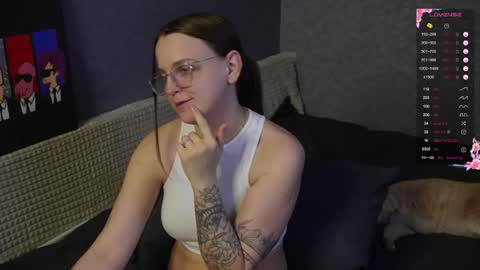 Violet online show from March 29, 5:12 pm