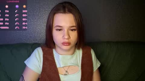 Mia online show from November 4, 11:48 am