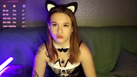 Mia online show from November 9, 11:50 am