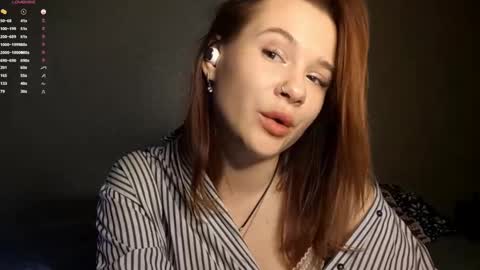 Mia online show from November 27, 4:10 pm