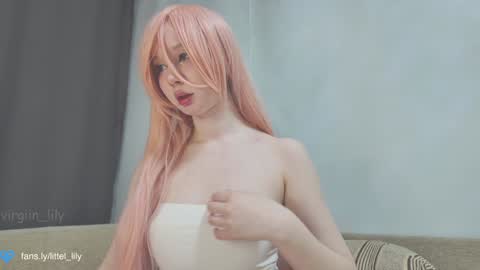 Snapshot of virgiin_lily chatting on February 8, 6:22 pm  Lily  online show from February 8, 6:22 pm