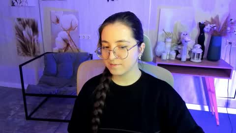 your love online show from November 14, 4:45 am