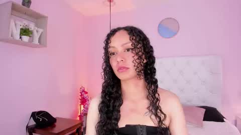 Vivi online show from March 18, 3:33 am