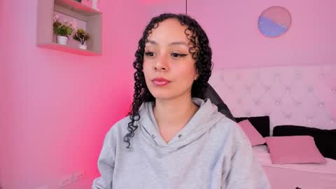 Vivi online show from November 2, 3:54 am