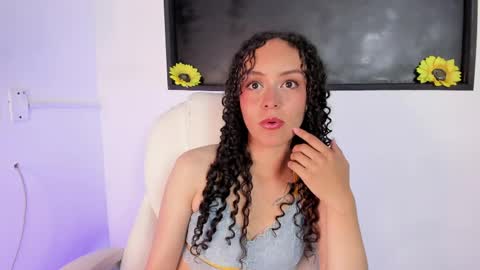 Vivi online show from April 9, 3:53 am