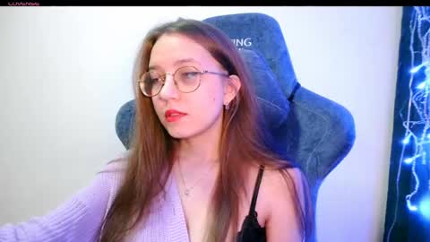 vivivivikkie online show from May 20, 9:23 pm