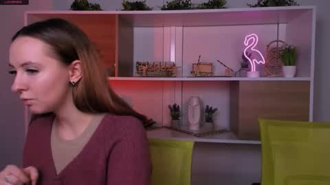 Snapshot of vivy_star chatting on October 22, 7:19 pm vivy_star online show from October 22, 7:19 pm