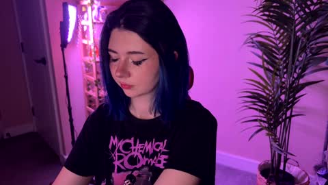 Polly  Online mostly at 9pm-2am UK Time online show from March 6, 6:47 pm