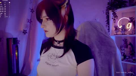 Snapshot of vronnier chatting on October 2, 4:23 pm vronnier online show from October 2, 4:23 pm