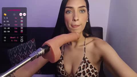vsantini_ online show from September 27, 9:55 pm