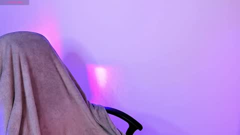 Zara online show from December 15, 6:07 am