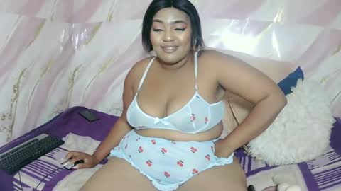 wandabanks55 online show from July 7, 6:21 pm