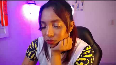 EMILY online show from April 22, 4:53 am