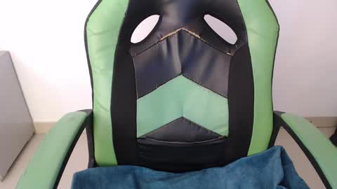 Trixie 3 online show from April 10, 2:01 pm