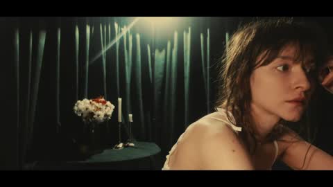 Coraline online show from April 12, 4:32 pm