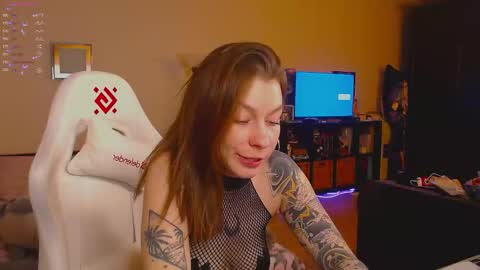  moon  online show from November 23, 7:15 pm