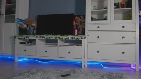  moon  online show from December 26, 12:38 pm