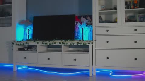  moon  online show from December 16, 12:27 pm